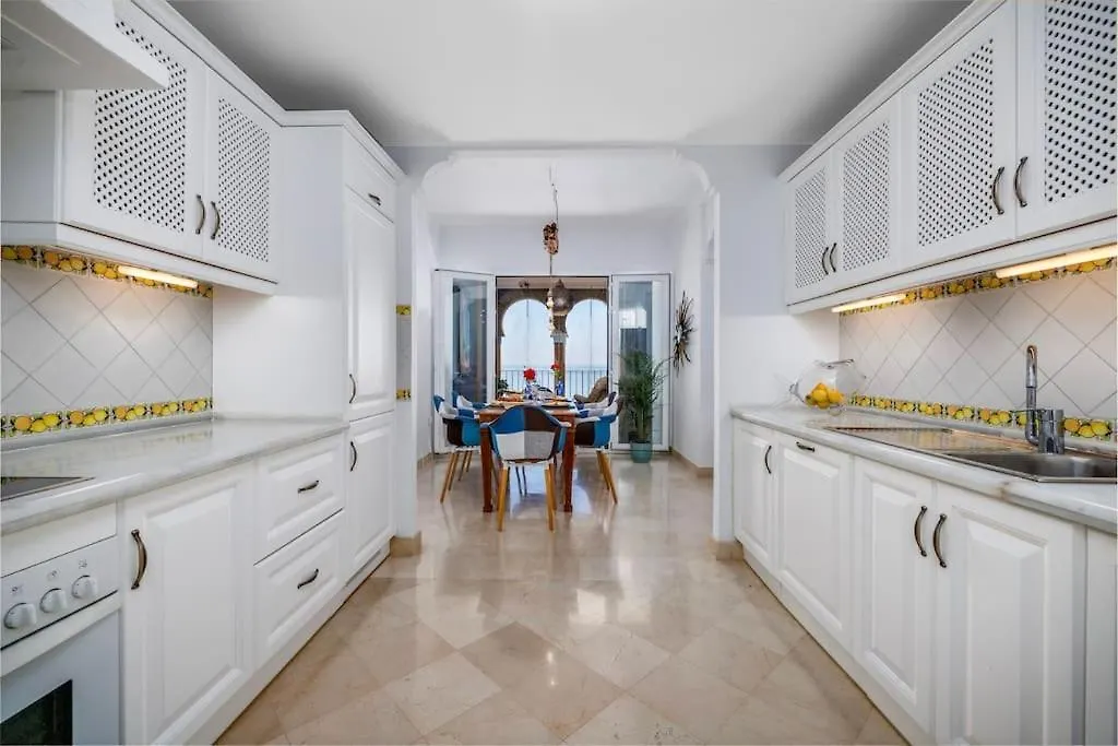 Lägenhet Spacious Seaside Retreat - La Perla Del Mar Bahia de Casares